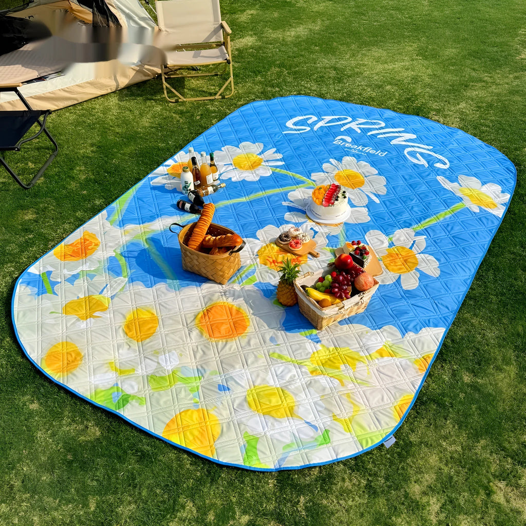 Waterproof picnic mat in Four Seasons colour with brushed fabric texture for outdoor use