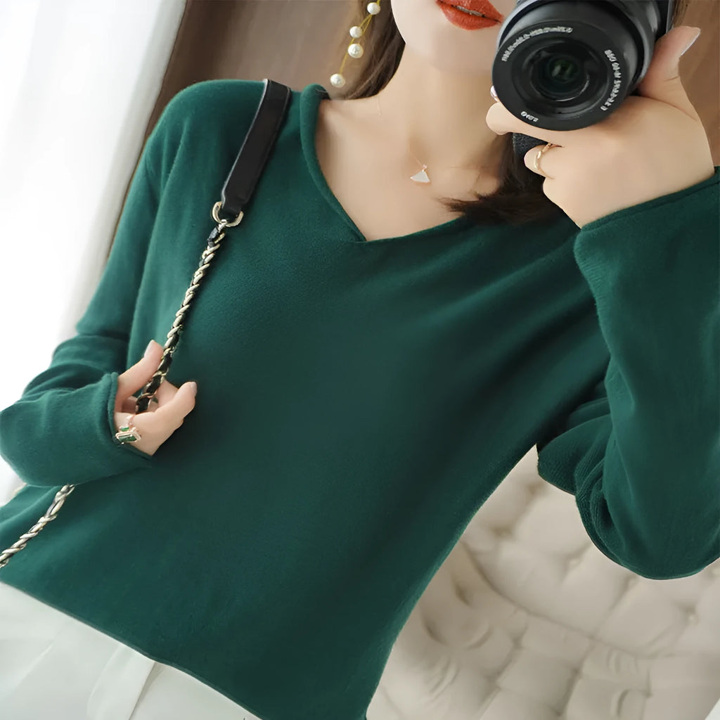 Women's V-neck long sleeve knitwear top in non-iron macaron colours for commute styling