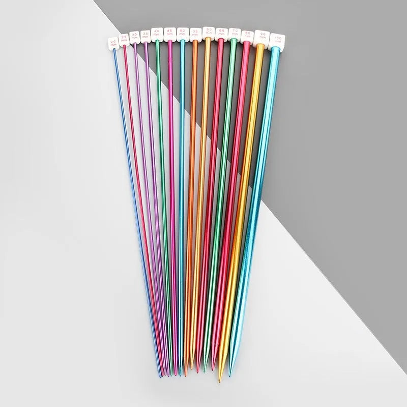 Aluminium crochet hook set showing 14 different sizes with protective plastic caps