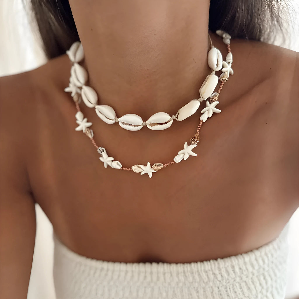Women's shell necklace with geometric bohemian pendant in colour X1900