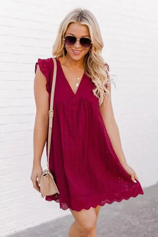 Women's sleeveless V-neck midi dress with pockets in cotton-polyester blend, jacquard and cutout details, multiple colours