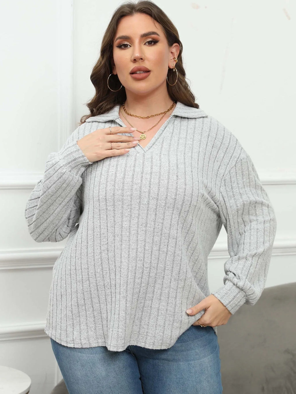 Women's plus size polo collar shirt in velvet polar fleece with lantern sleeves and Gothic street fashion styling