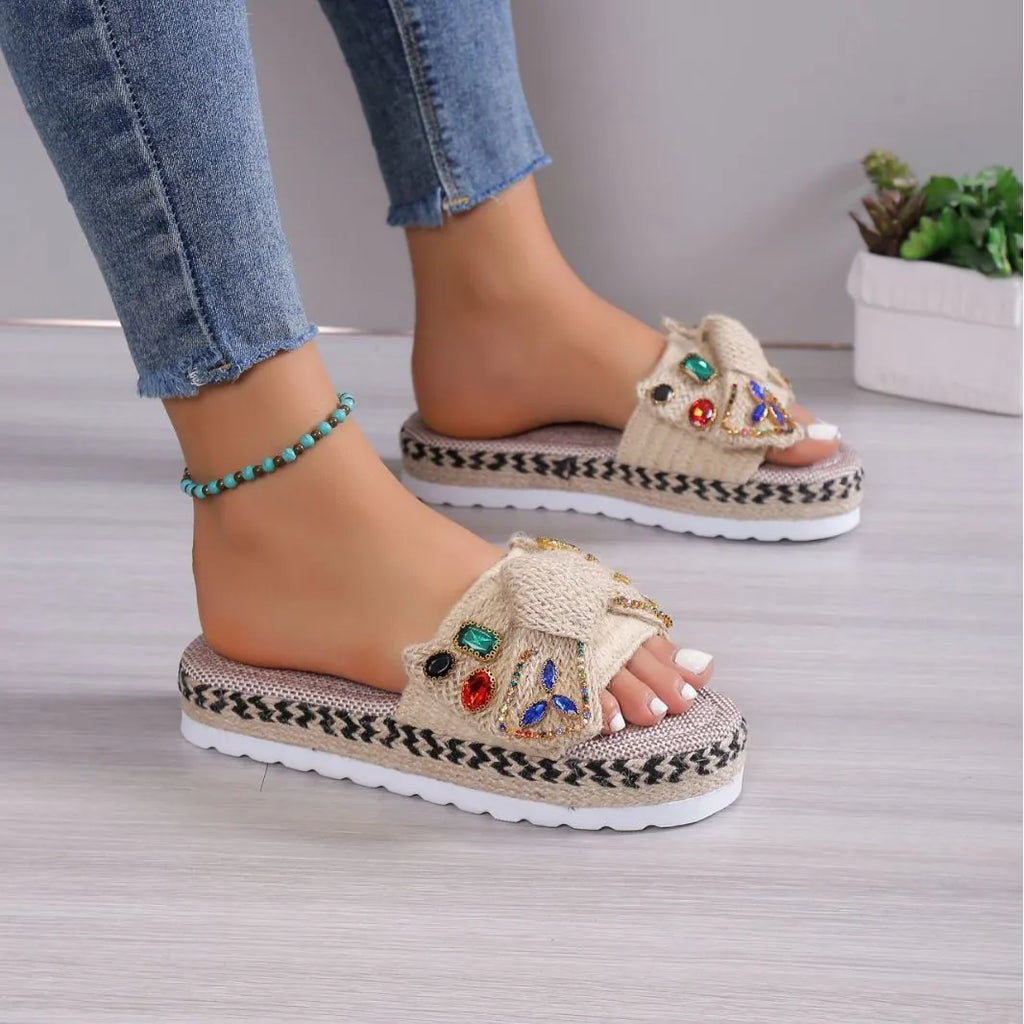 Women's beige platform sandals with adjustable beach bow and cloth upper