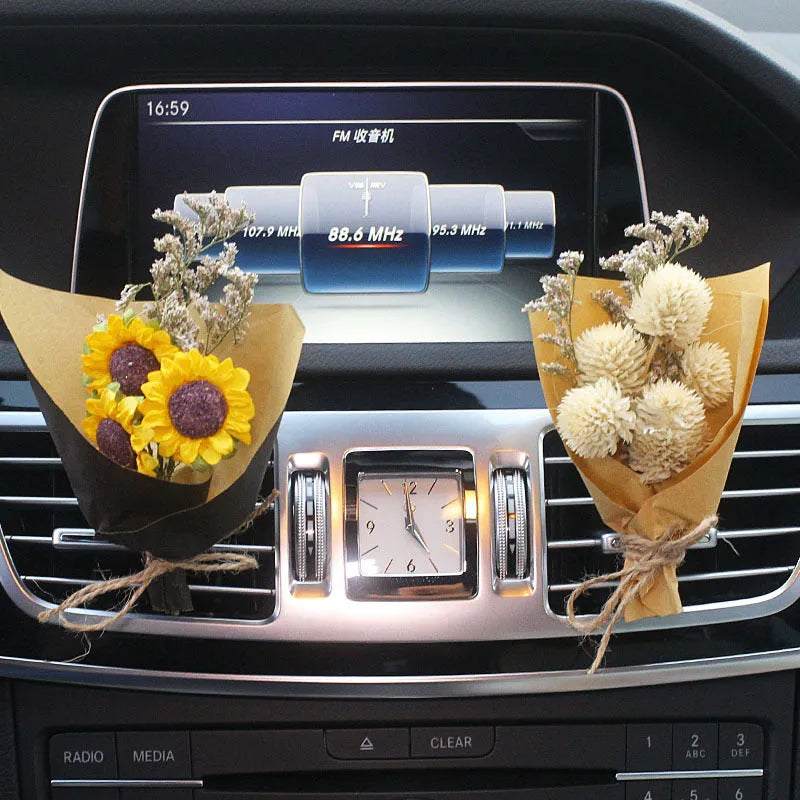 Mini dried flower bouquet for car vent attachment in multiple colour and style options