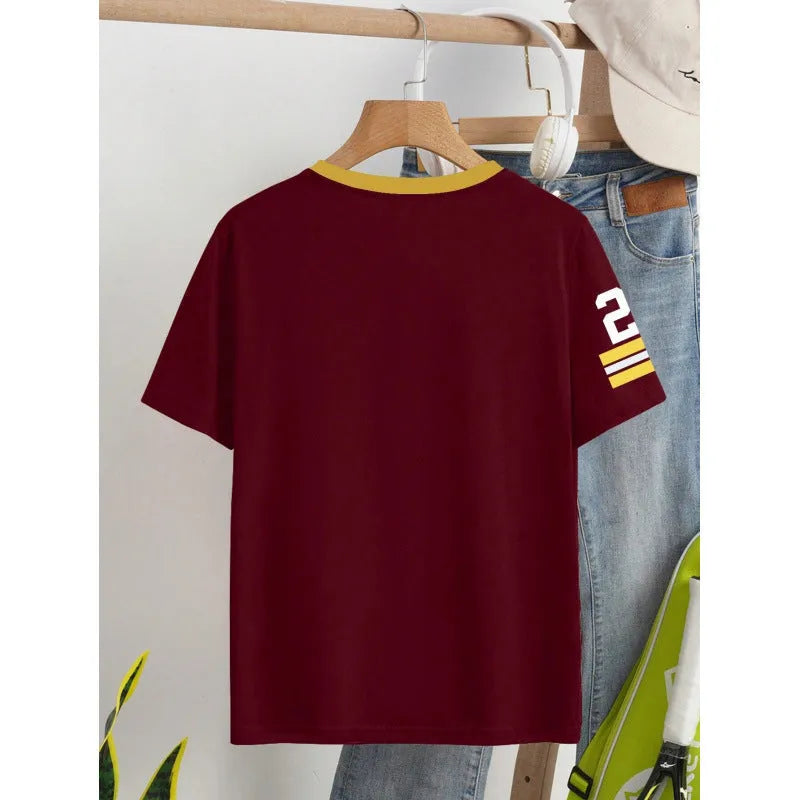 Casual loose fit cotton T-shirt with digital letter printing in contrasting colours, short sleeve design
