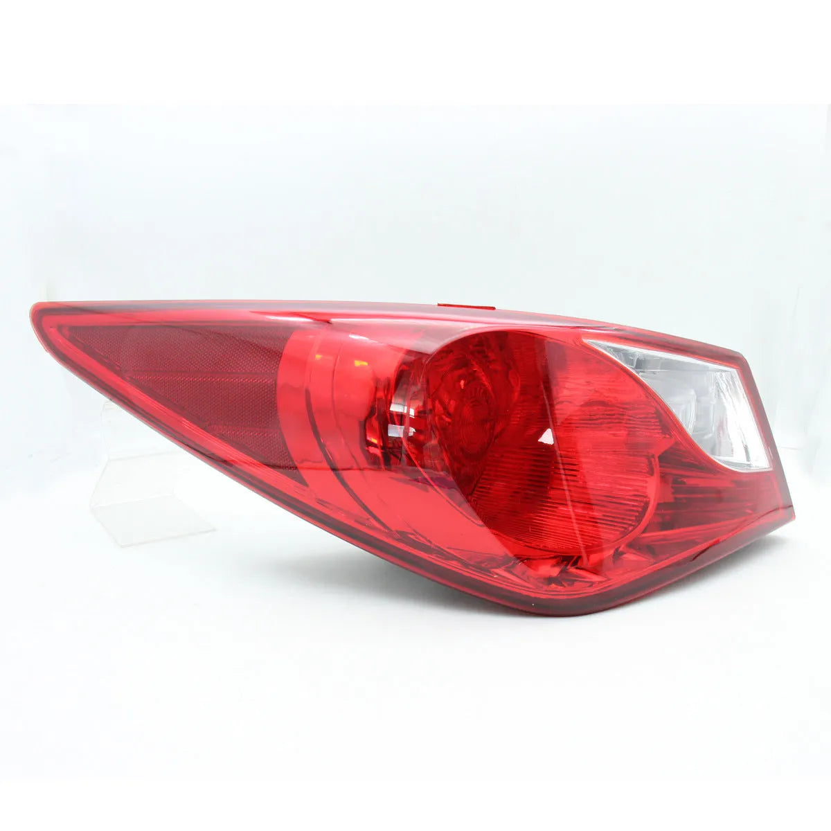 Hyundai Sonata tail light outer half assembly replacement part for 2011-2014 models