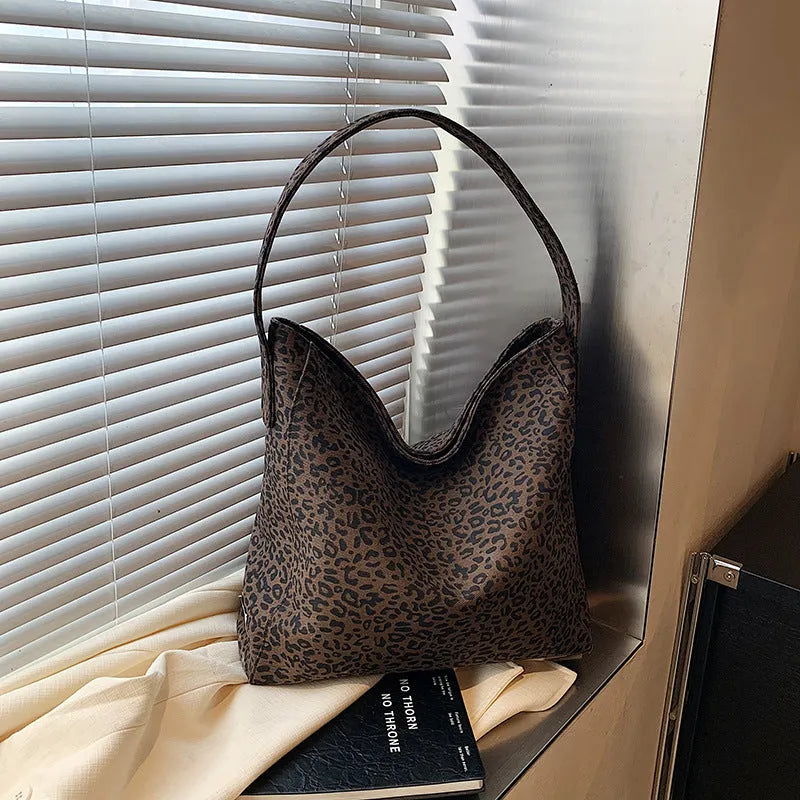 Women's leopard print large capacity tote bag in brown PU material with horizontal square shape and shoulder strap
