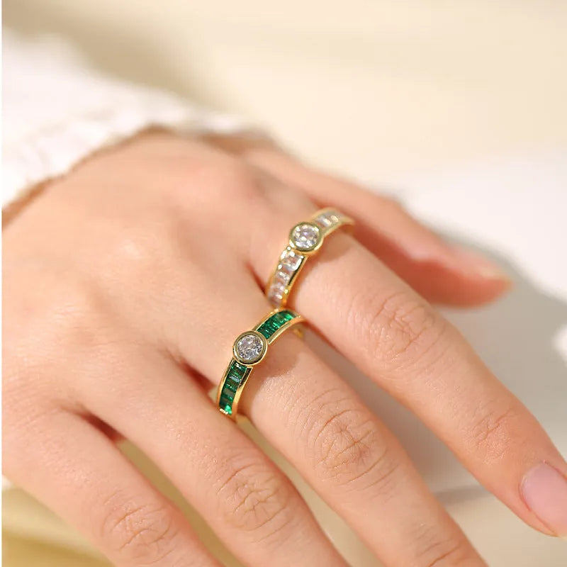Green heart shape open mouth ring with micro inlaid emerald zircon and diamond accent for women