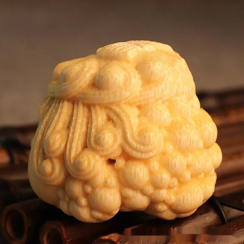 Solid bamboo carved golden toad princess ornament in cute style, 5.0 size