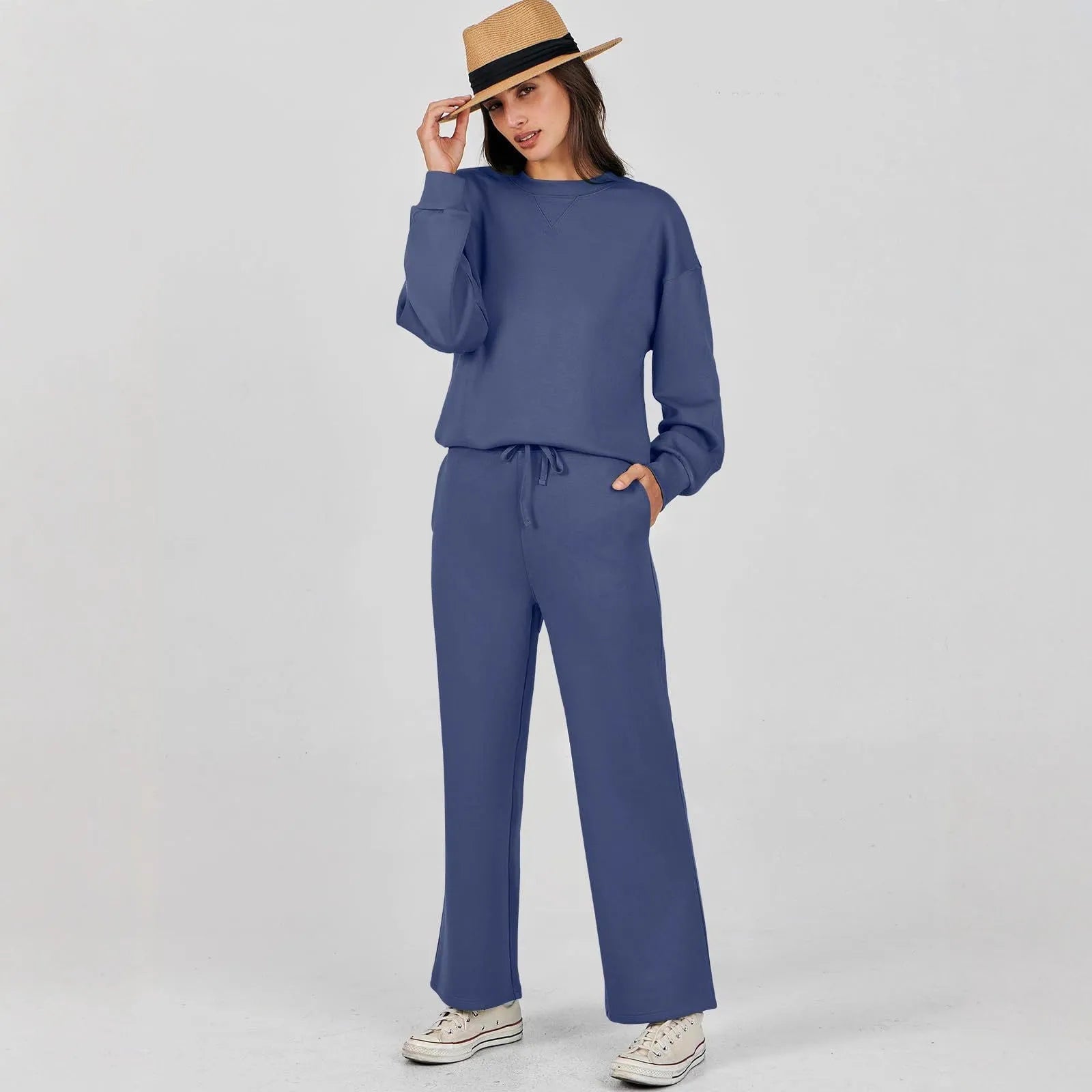 Colour block women's tracksuit with long sleeve top and matching trousers in black