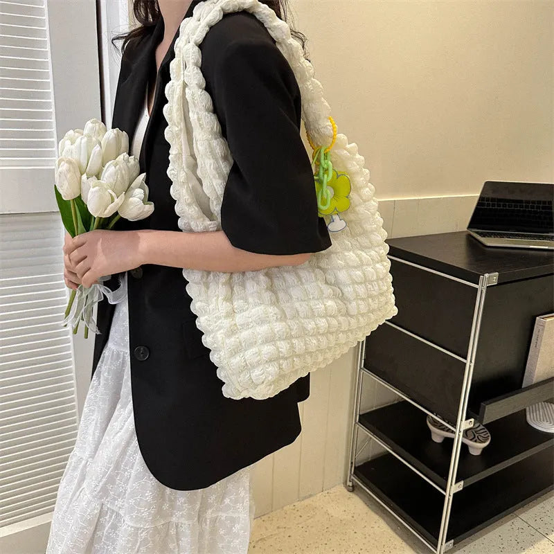 Women's pleated bubble shoulder bag in square vertical shape with three-dimensional pockets