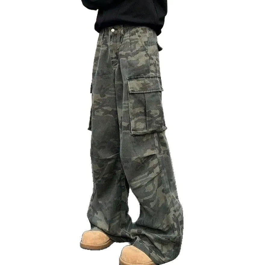 Camouflage K0915 coloured cargo pants with multiple pockets and a washed fabric texture