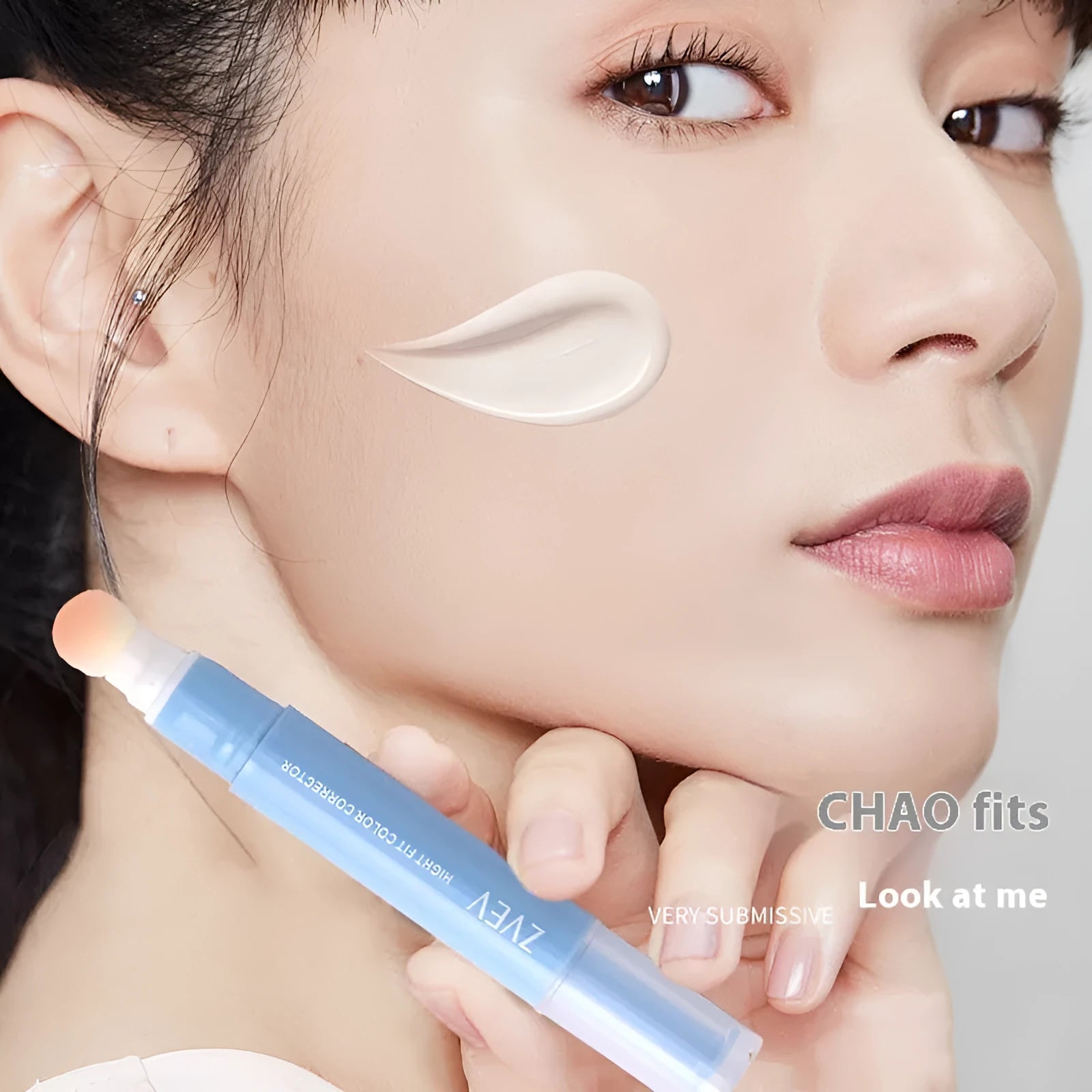 Sponge brush head concealer cream pen with 1.5g net content in three colour shades