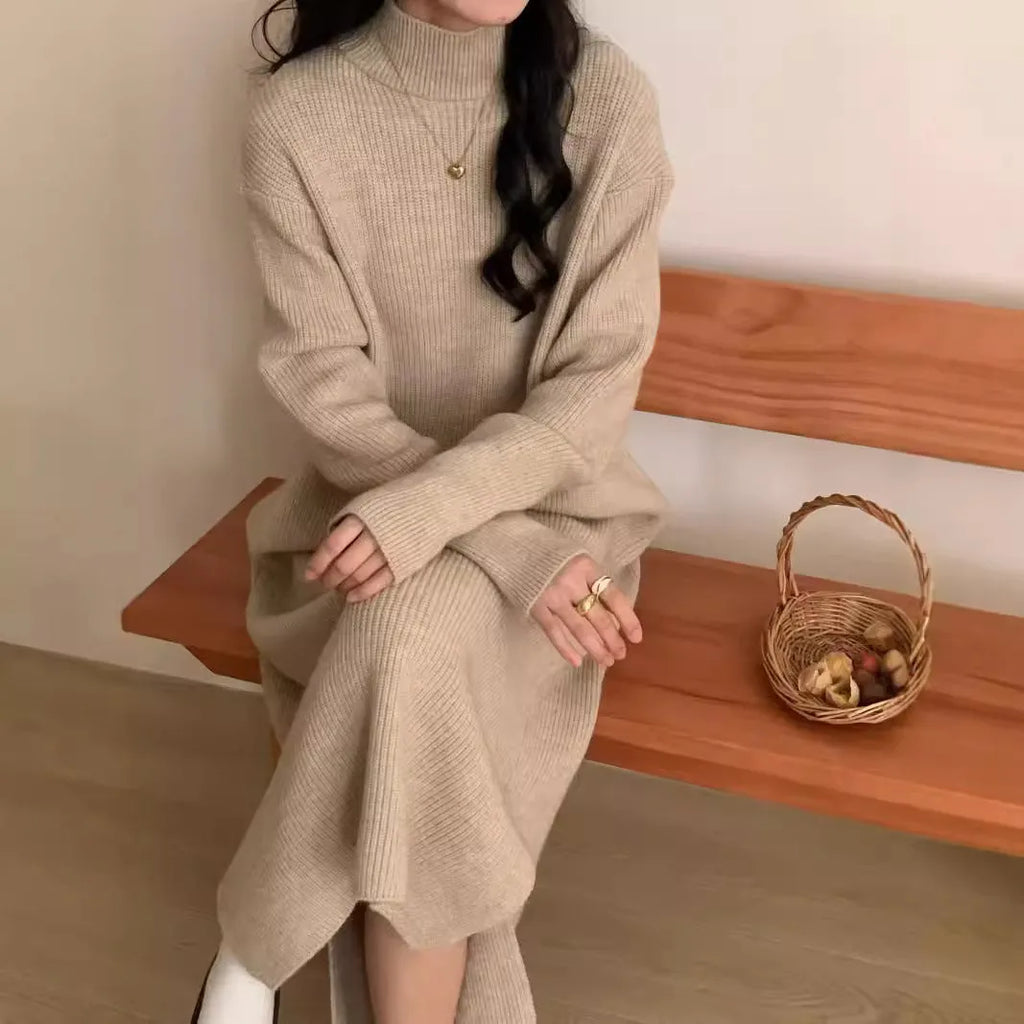 Half turtleneck long sleeve knitted dress in solid colour with high waist