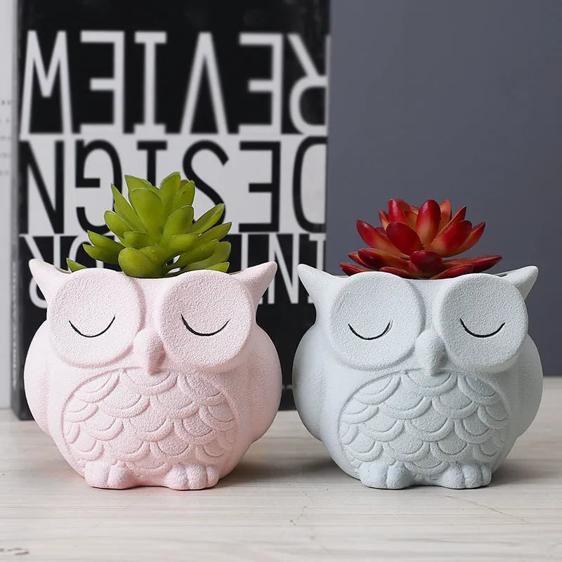 Handmade ceramic succulent flower pot cartoon owl design frosted white 11x9x9cm