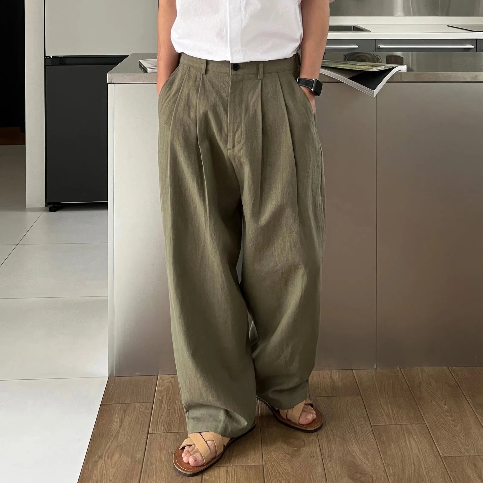 Army green men's leisure trousers with drawstring waist in Japanese style