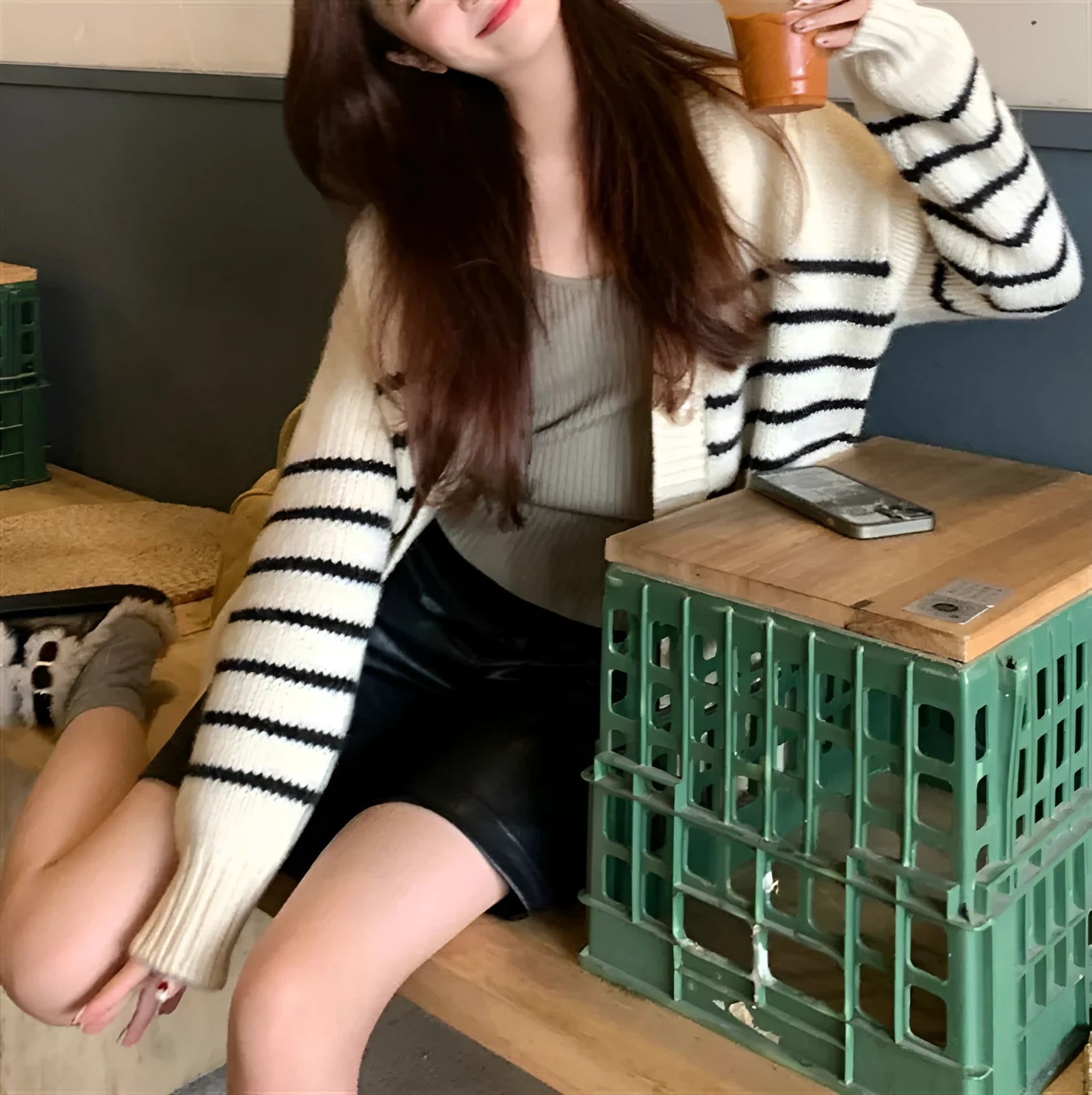 Button-front cardigan with 3D pattern and collar in autumn colours