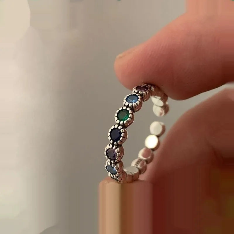 Women's geometric zircon ring with adjustable opening in retro silver colour