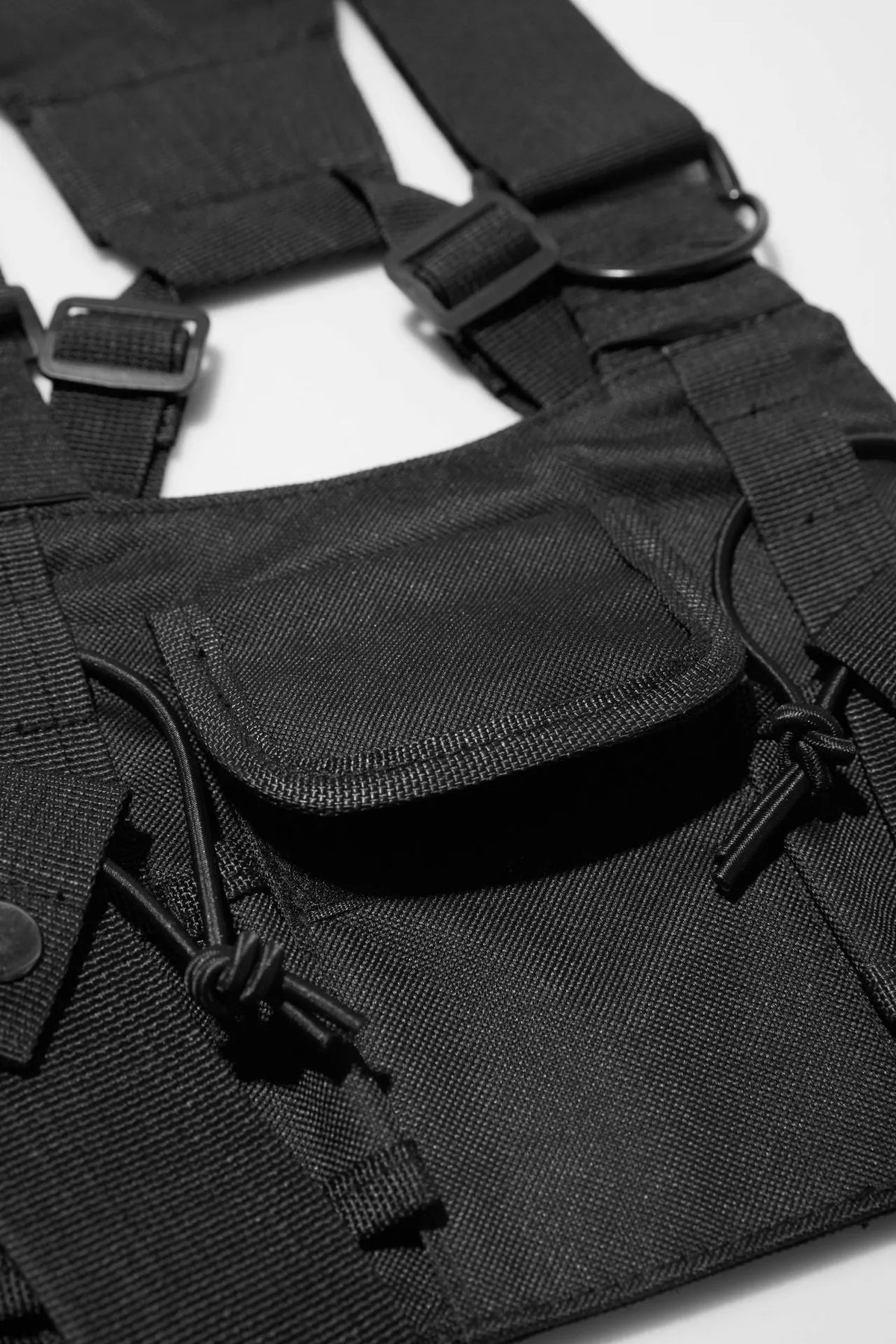 Black tactical tooling chest bag for men with striped pattern, Oxford cloth construction for travel use