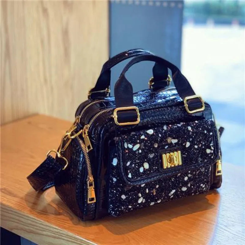 Black cowhide leather shoulder bag with diamond pattern, large capacity, for casual travel