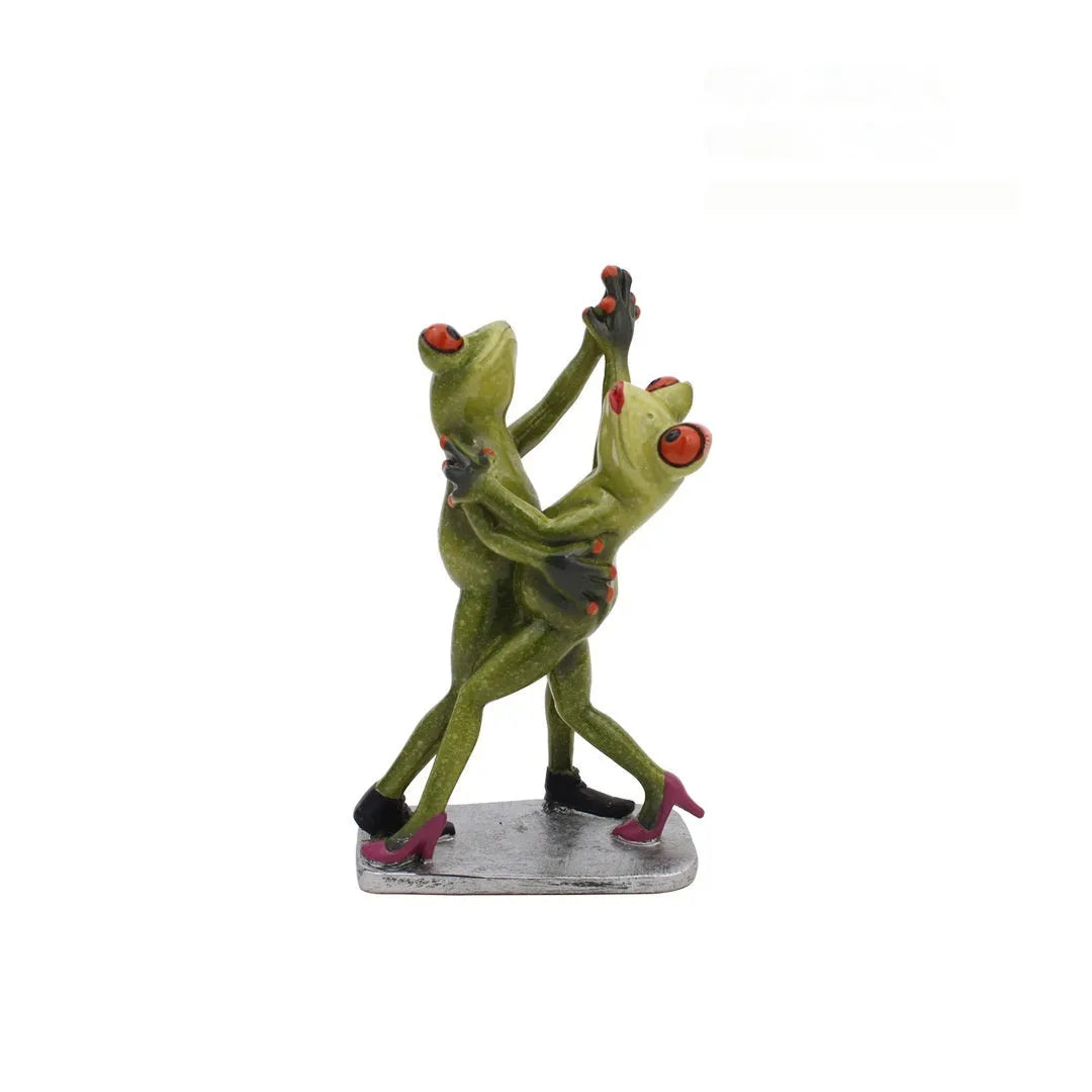 Pastoral style resin frog decoration for home interior display