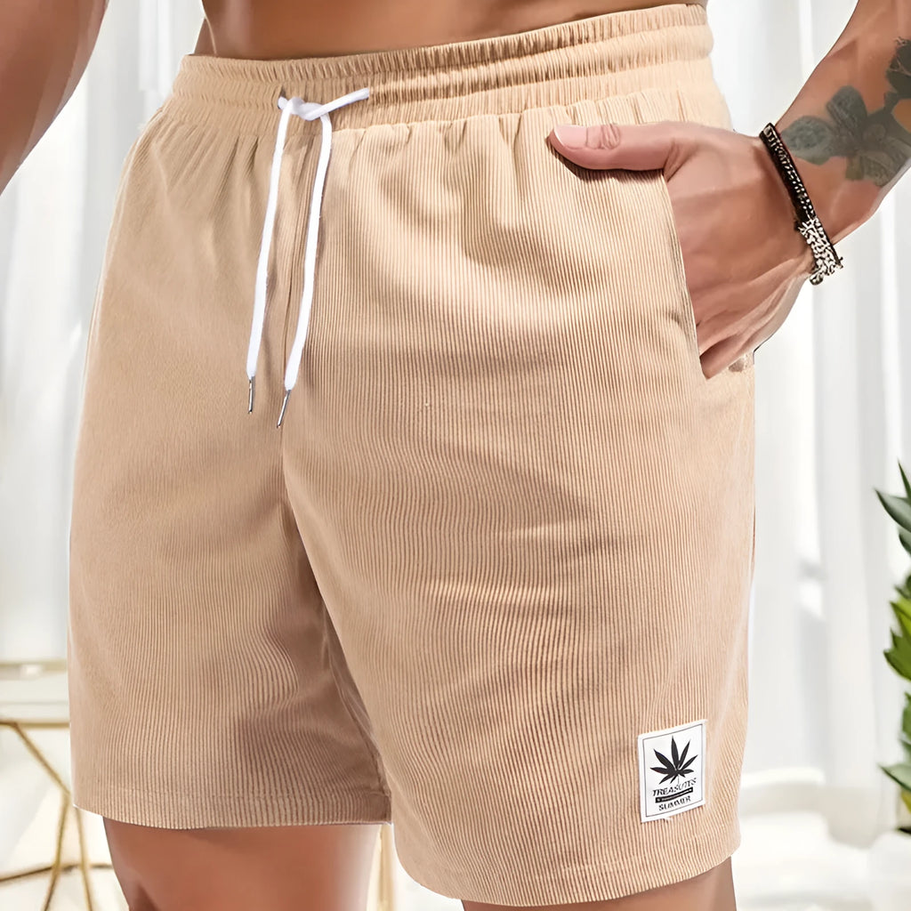 Men's drawstring summer leisure shorts in straight leg design with elastic polyester fabric