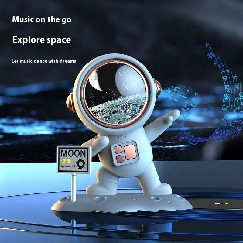 Bluetooth Spaceman creative wireless speaker small stereo ornament with rechargeable lithium battery