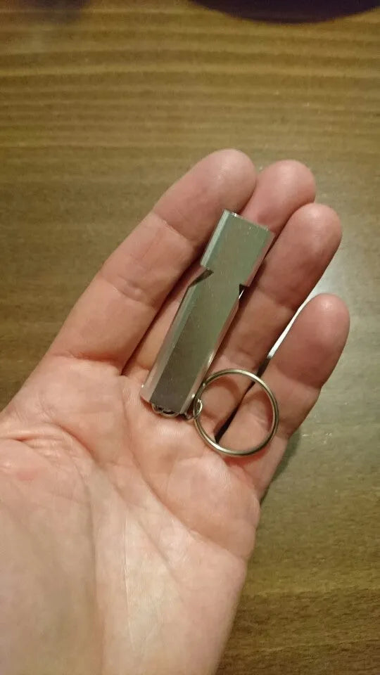 Aluminium alloy double-hole outdoor survival whistle in silver or gold colour