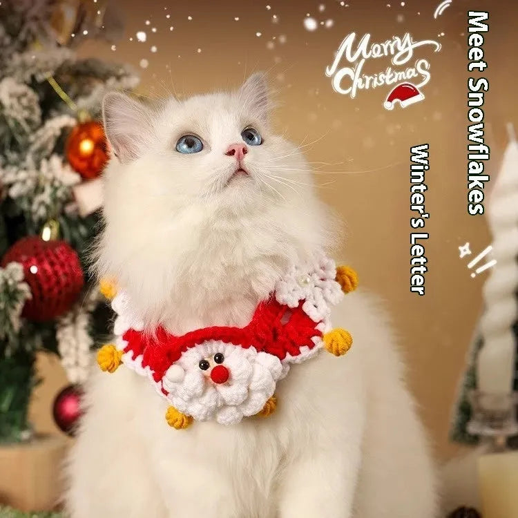 Christmas pet scarf collar with wool construction and festive patterns for dogs and cats