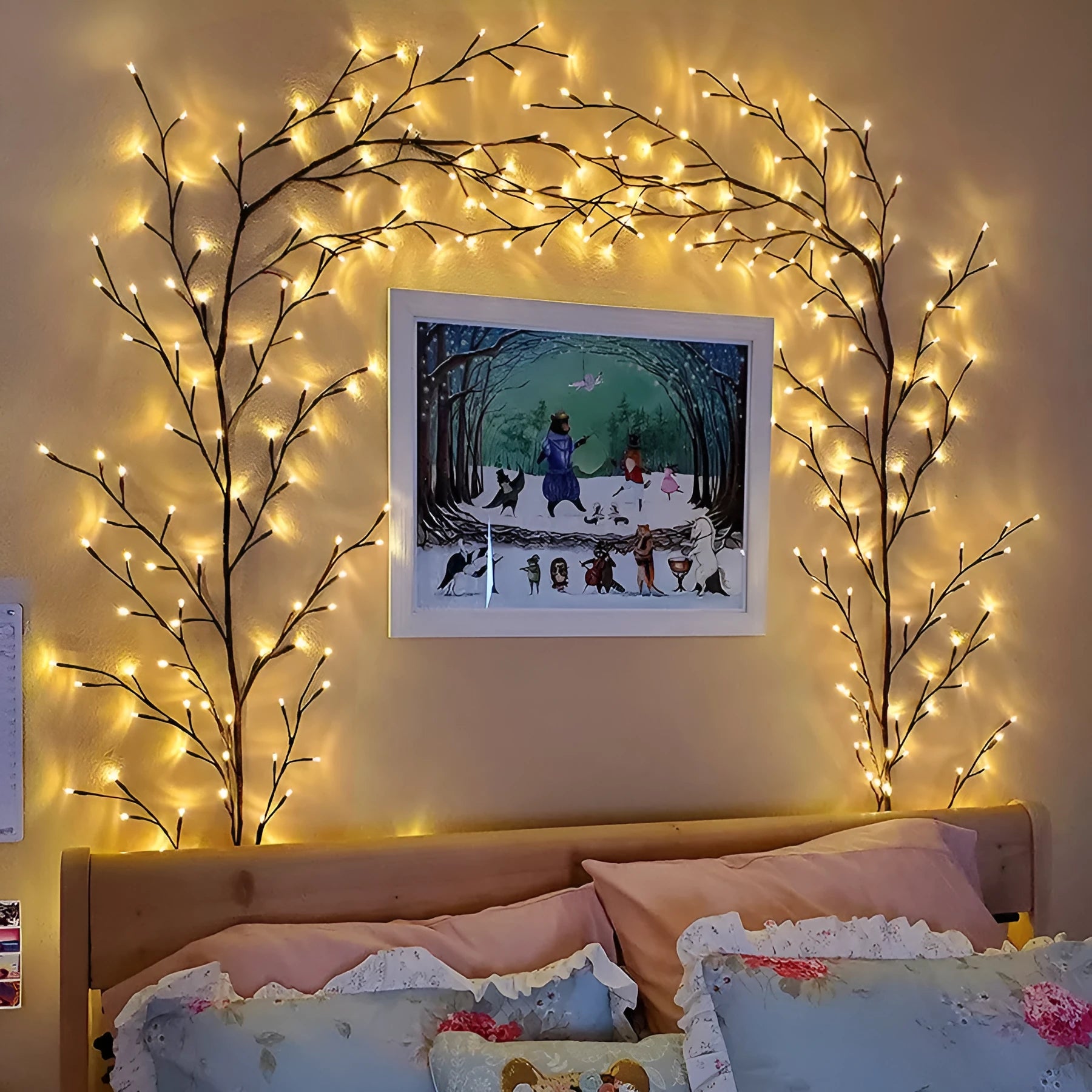 Flexible LED willow vine garland with birch bark texture and 144 warm white lights on 2.3m branch