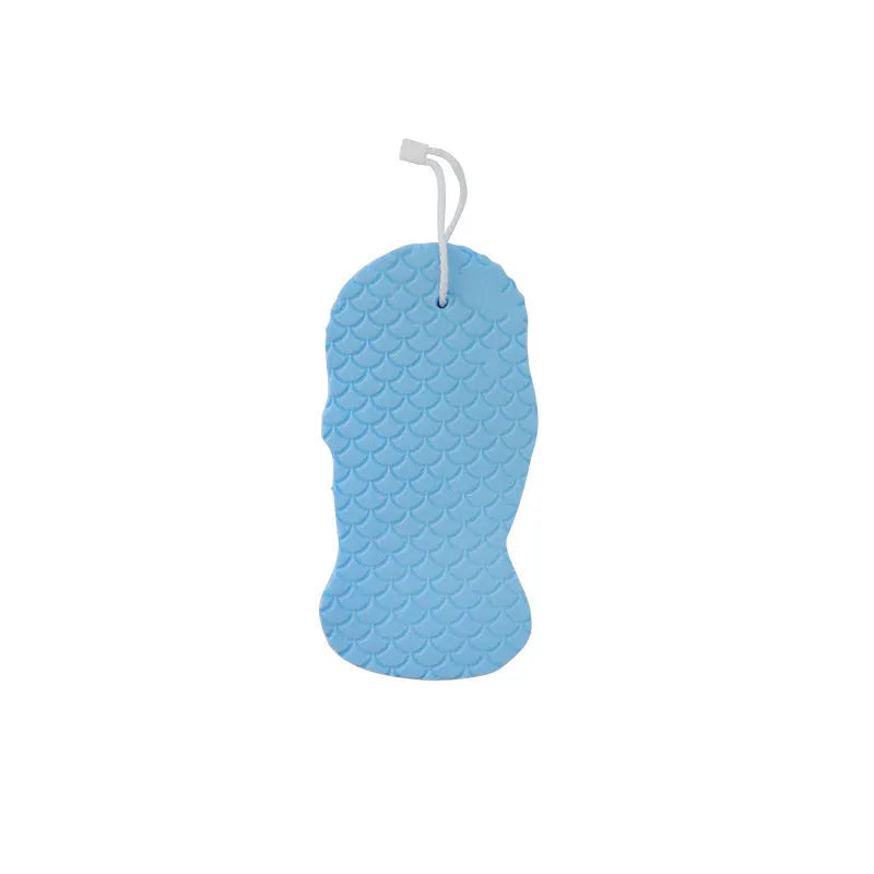 3D fish scale pattern bath sponge in white, grey, pink and light blue colours for body exfoliation