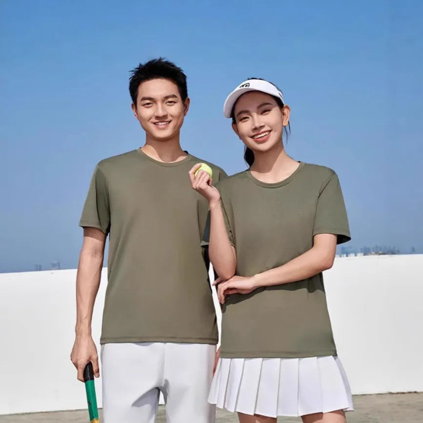 Men's loose-fit polyester sports t-shirt in multiple colour options