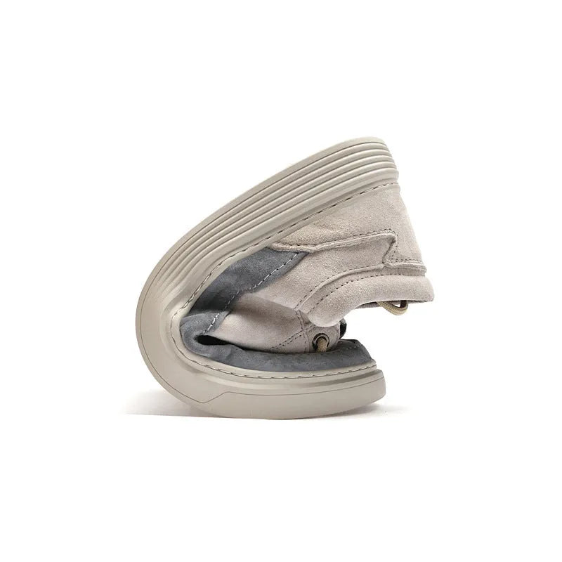 Men's grey casual leather skate shoes with round toe and lace-up front