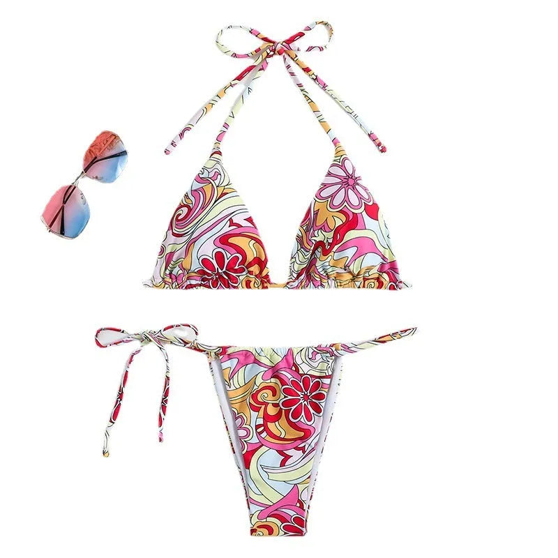 Women's printed triangle bikini with separate top and bottom in multicolour pattern