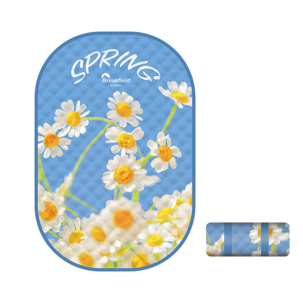 Waterproof picnic mat in Four Seasons colour with brushed fabric texture for outdoor use