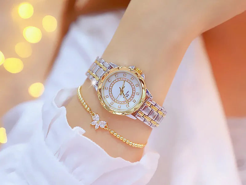 Women's diamond-set quartz wristwatch round alloy case 32mm gold finish mineral glass