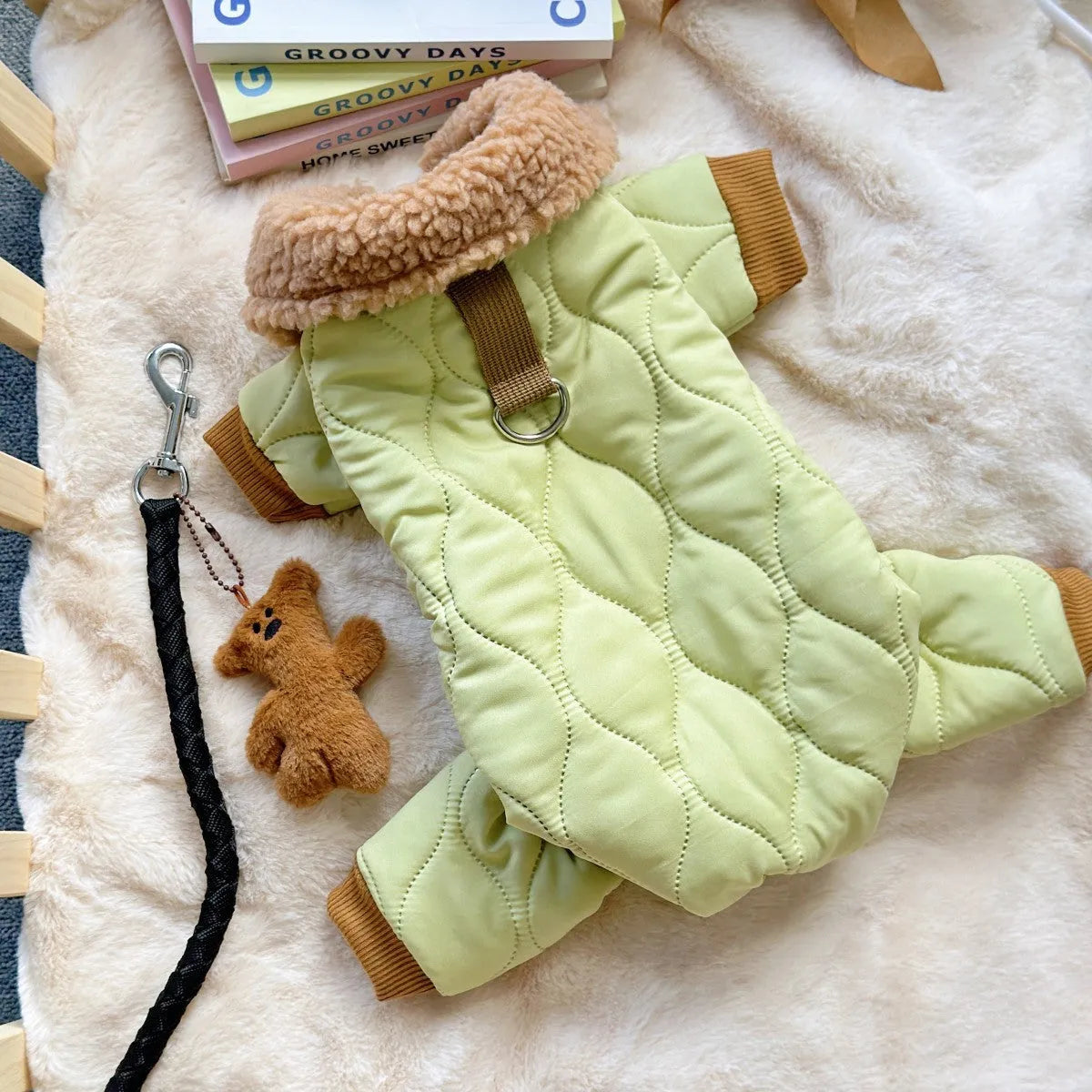 Extra thick band cotton pet clothing with toy bear pendant in light green