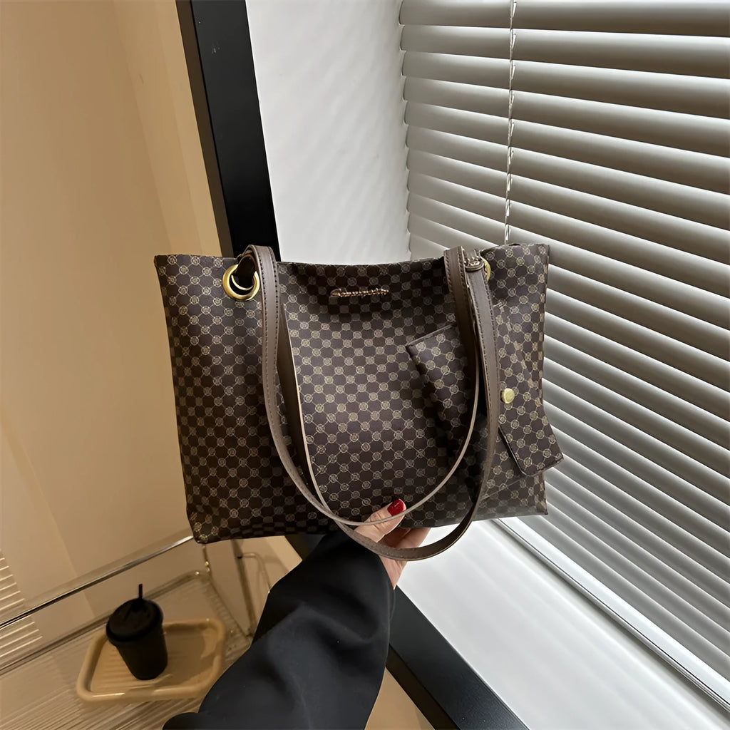 Large capacity casual retro printed shoulder underarm bag in PU with stitching
