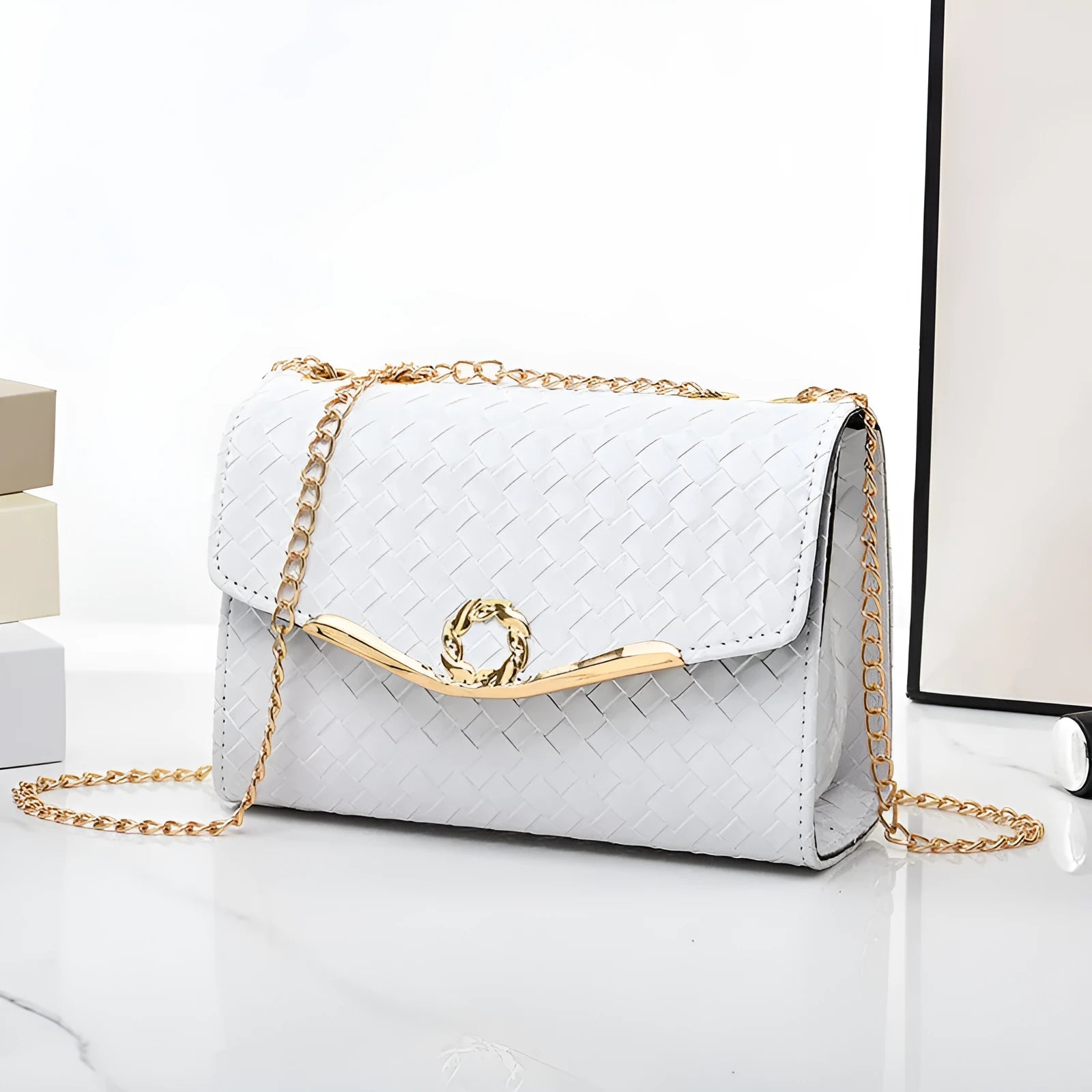Small PU leather chain shoulder messenger bag in solid colour with woven detail and clamshell opening