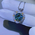 Green moissanite pendant necklace S925 sterling silver 5 carat U-shaped line style diamond inlay