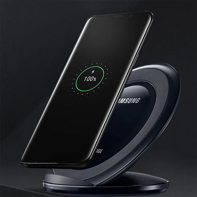 Qi fast wireless charger for Samsung Galaxy Note Edge in black with LED indicator