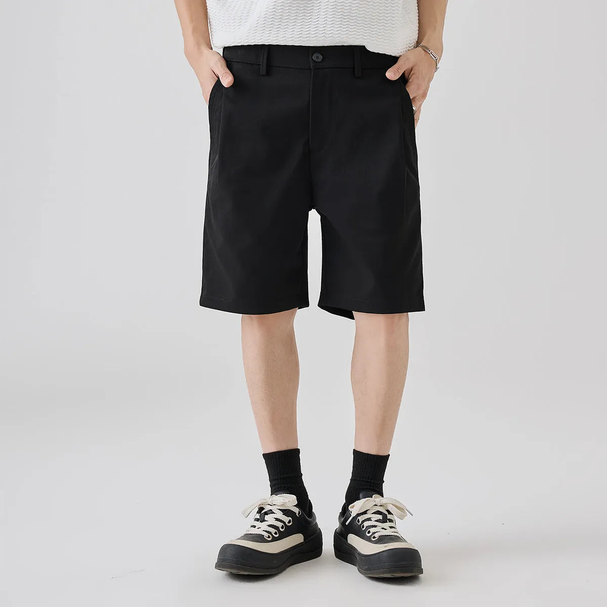 Straight leg summer trousers in khaki colour with micro-elastic polyester fabric for business casual wear