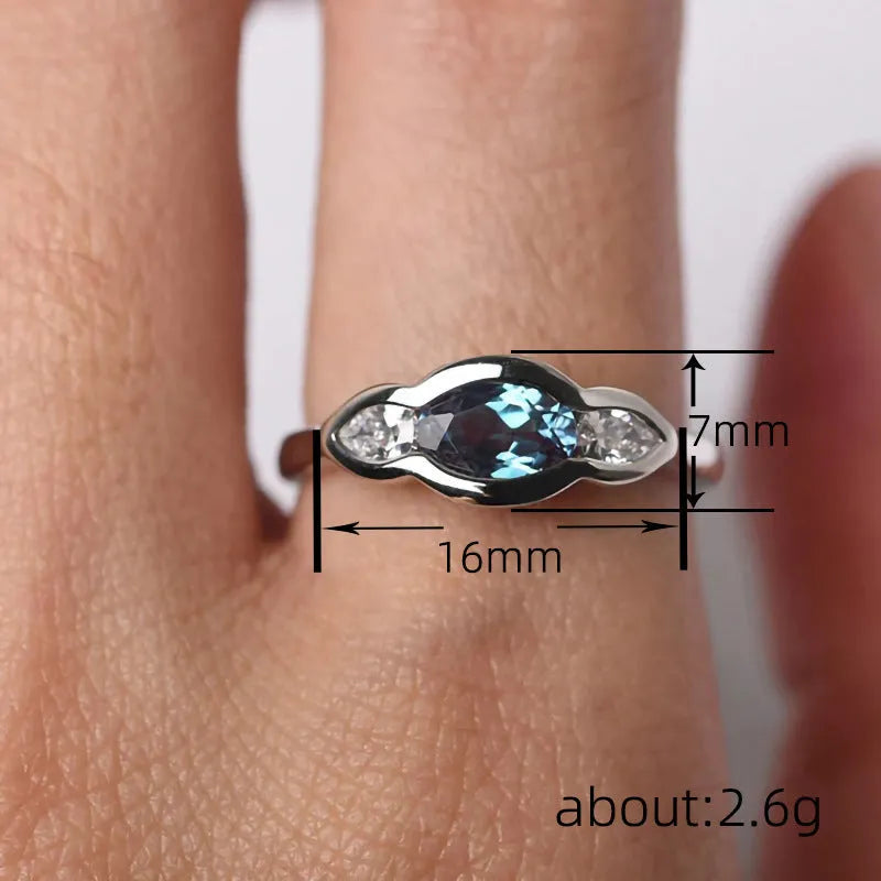 Geometric ellipse ring with zircon in white gold finish for women, size No 8