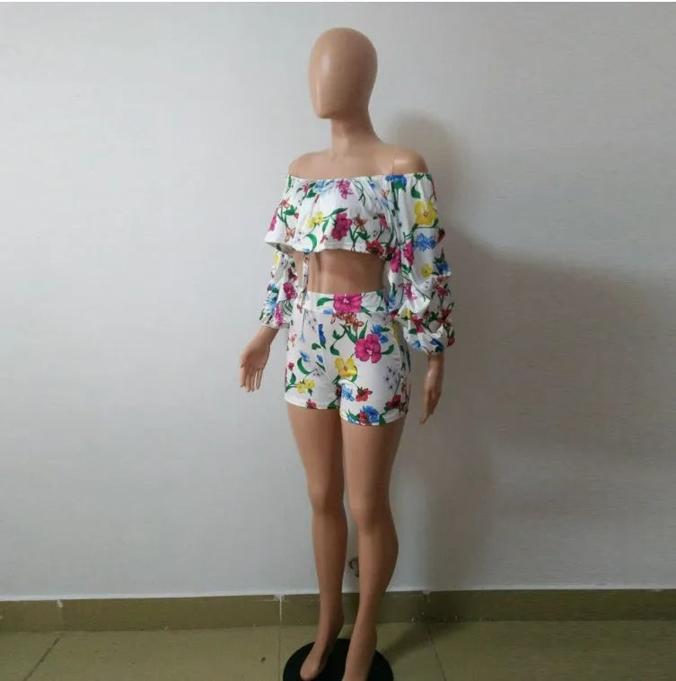 Multicolour digital print two-piece set with pile sleeves short top and matching shorts