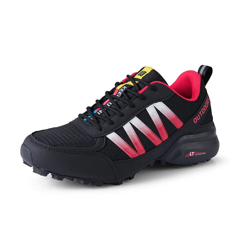 Flat-heeled mountaineering sneakers in multiple colours with a front lace-up and rubber sole.