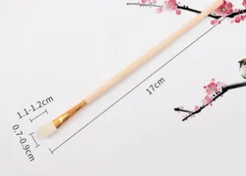 Natural wool painting brush for ceramic tracing and watercolour oil painting in various sizes