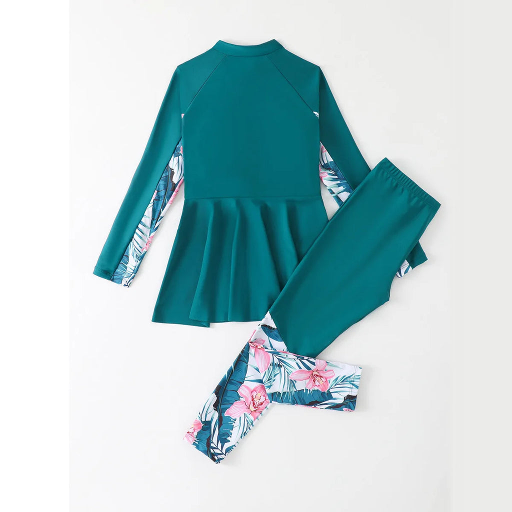 Girls two-piece swimsuit set with long sleeves and trousers in green, nylon and polyester fabric, sizes 120-160