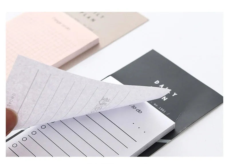 Pink schedule planning notes 50 sheets A6 size 10x6cm 80g writing paper on white background