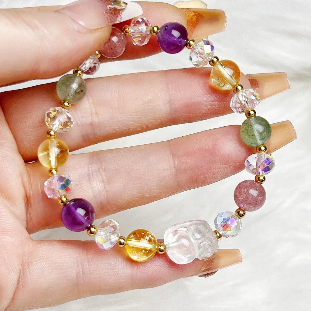 Women's crystal bracelet with manual crafted nine tail fox animal zodiac design