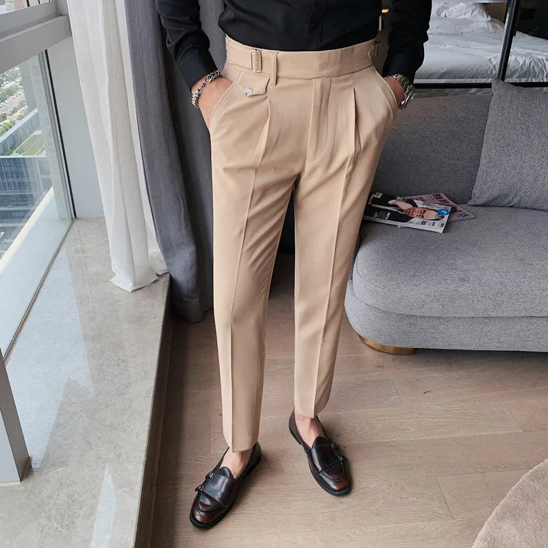Men's straight-leg casual trousers in solid colours including black, gray, and khaki.